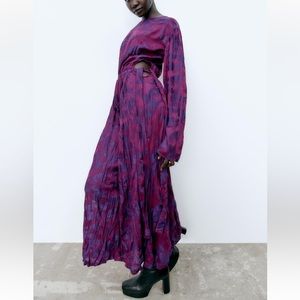 Zara Wrinkled Jaquard Dress Medium